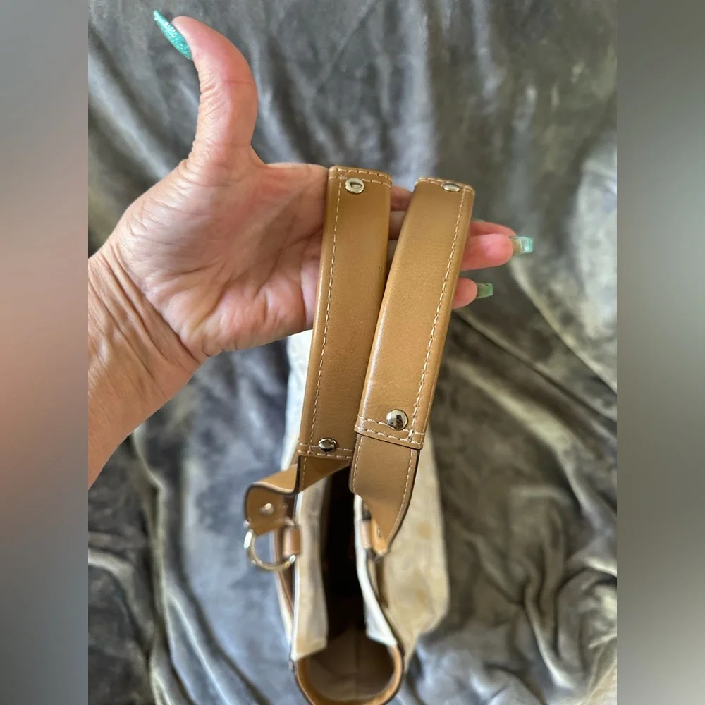 Coach this bag